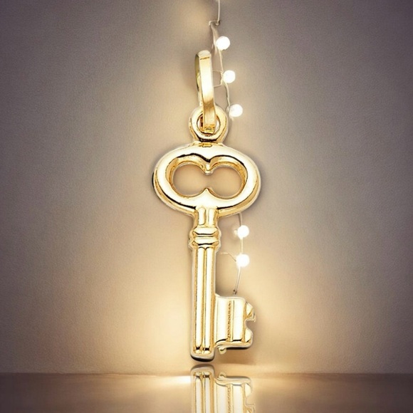 *VINTAGE* 14K Yellow Gold Open Oval Skeleton Key Pendant • PENDANT ONLY - Picture 1 of 4